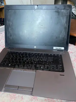 Photo - Laptop HP EliteBook 840 8GB Intel Core 7 HDD 1T