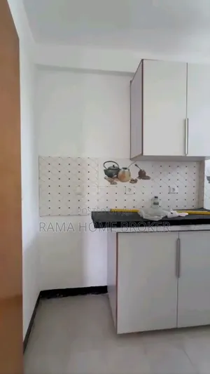 Furnished 2bdrm Condo in Yeka for sale