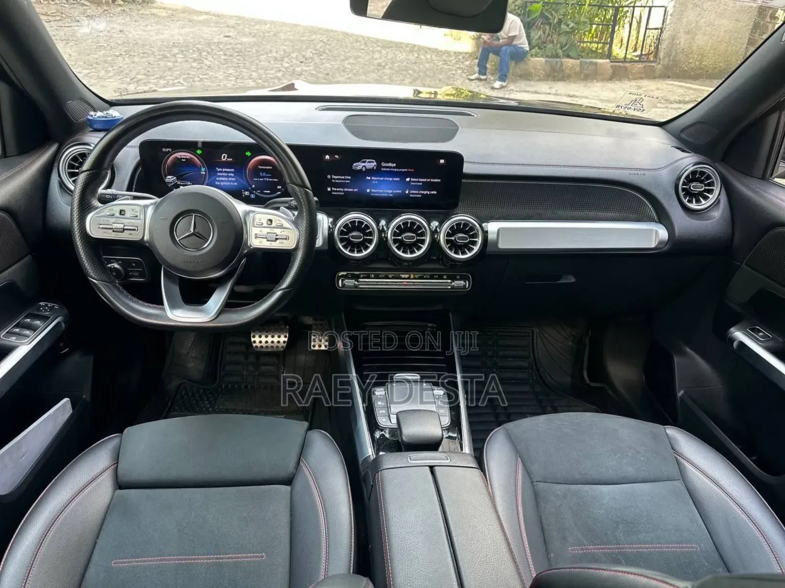 Mercedes-Benz EQB 2023 Black