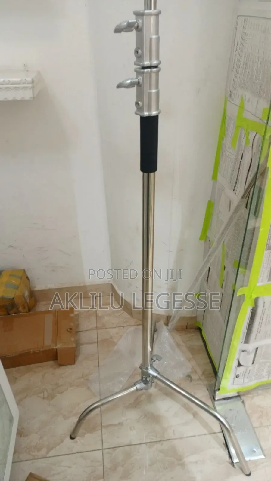 C Stand(Century Stand)