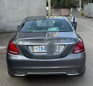 Mercedes-Benz C180 2017 Silver