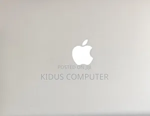 New Laptop Apple MacBook Pro 2019 32GB Intel Core I9 SSD 512GB