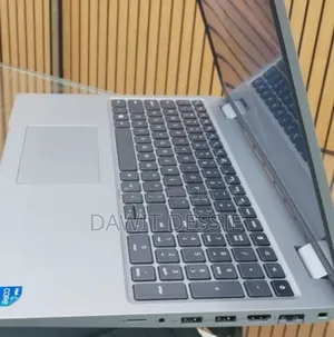 Photo - New Laptop Dell Latitude 5540 16GB Intel Core I5 SSD 512GB