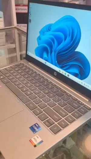 New Laptop HP Stream Notebook 16GB Intel Core I7 SSD 1T