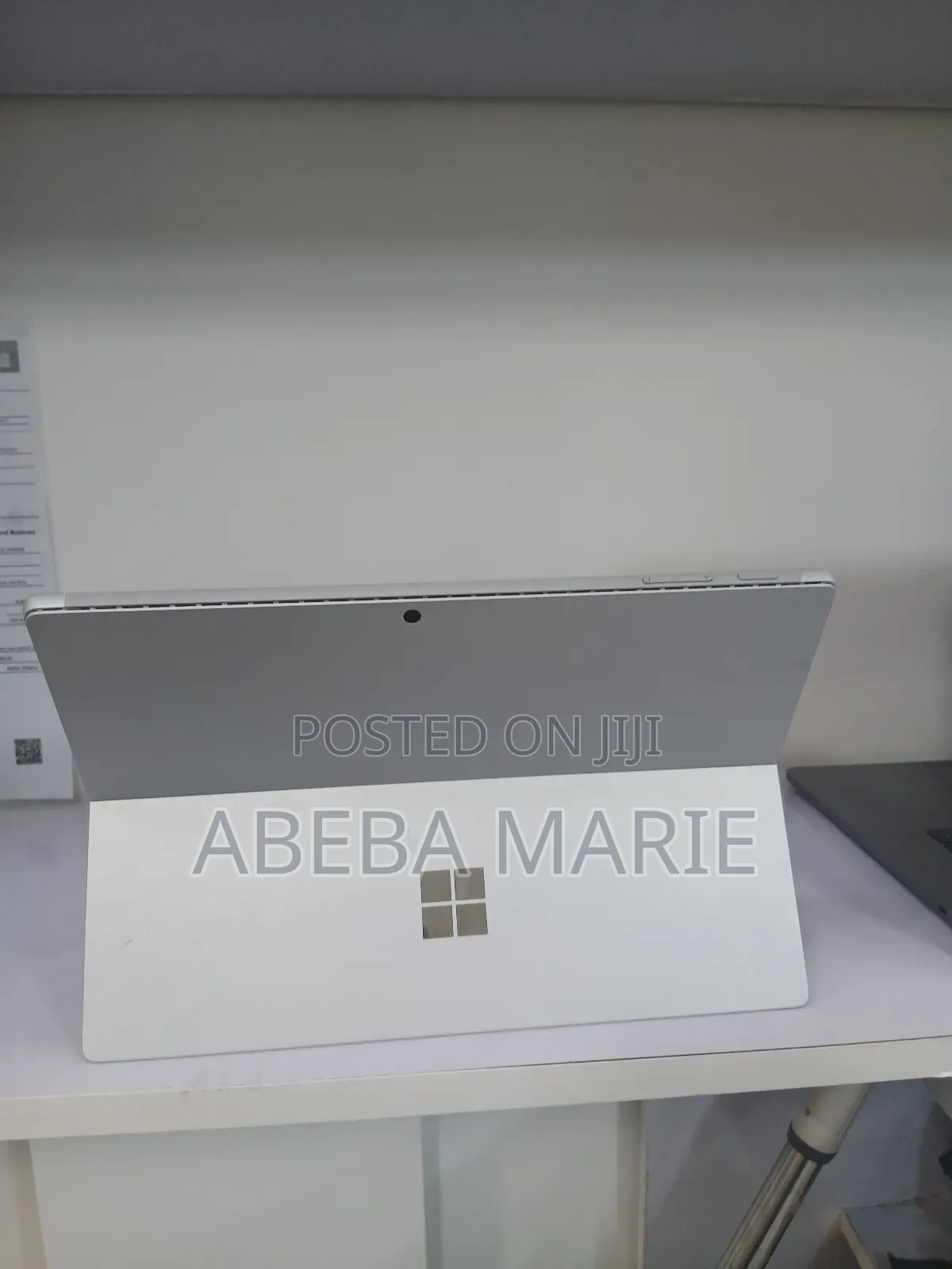 New Laptop Microsoft Surface Pro 7 8GB Intel Core I5 SSD 256GB