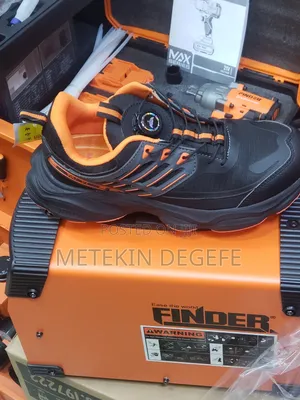 Photo - Finder Safety Shoes