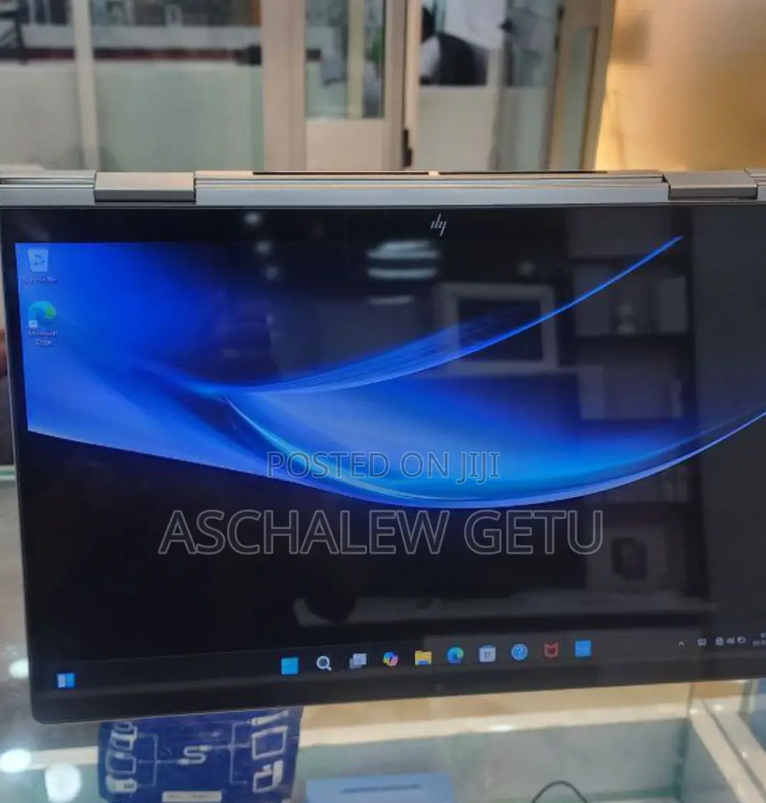 New Laptop HP Envy X360 16GB Intel Core 7 SSD 1T