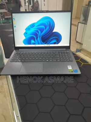 New Laptop Lenovo LOQ 15ARP9 12GB Intel Core I5 SSD 256GB