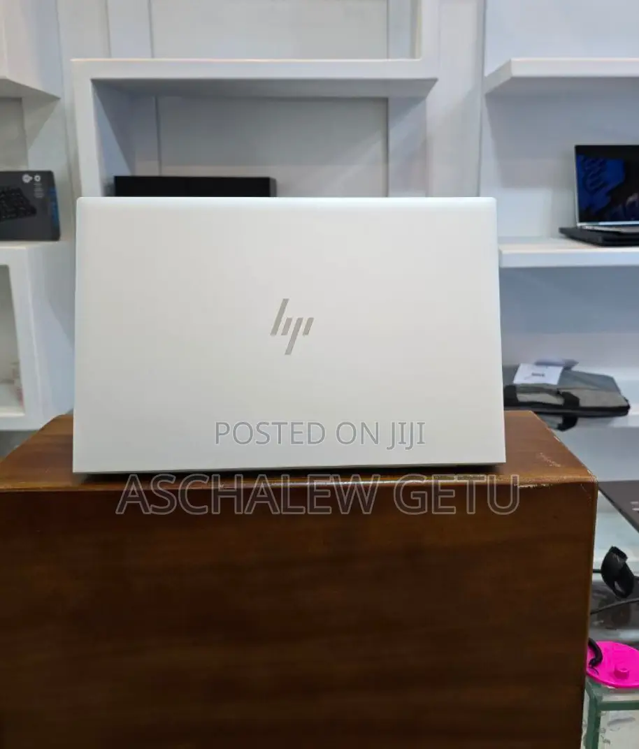 New Laptop HP EliteBook 850 G8 16GB Intel Core I7 SSD 512GB