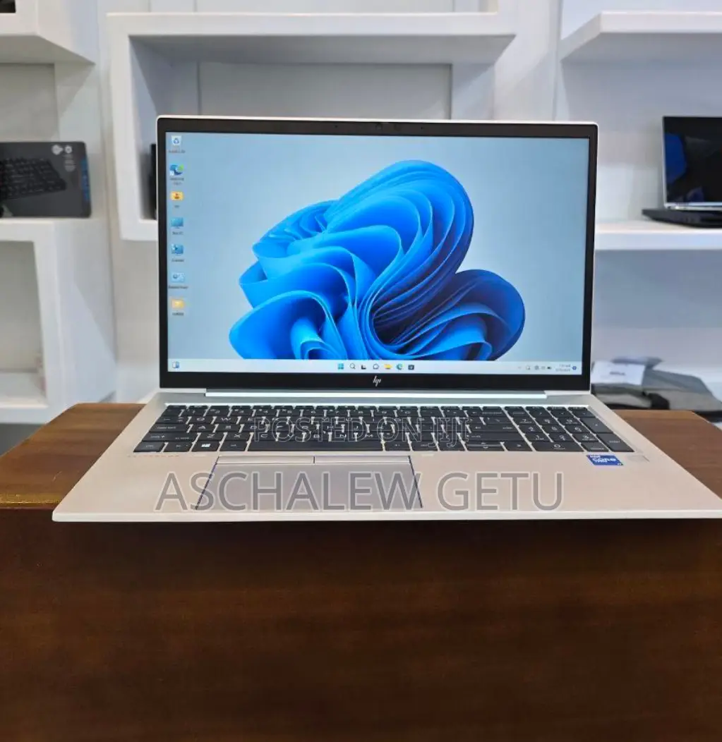 New Laptop HP EliteBook 850 G8 16GB Intel Core I7 SSD 512GB