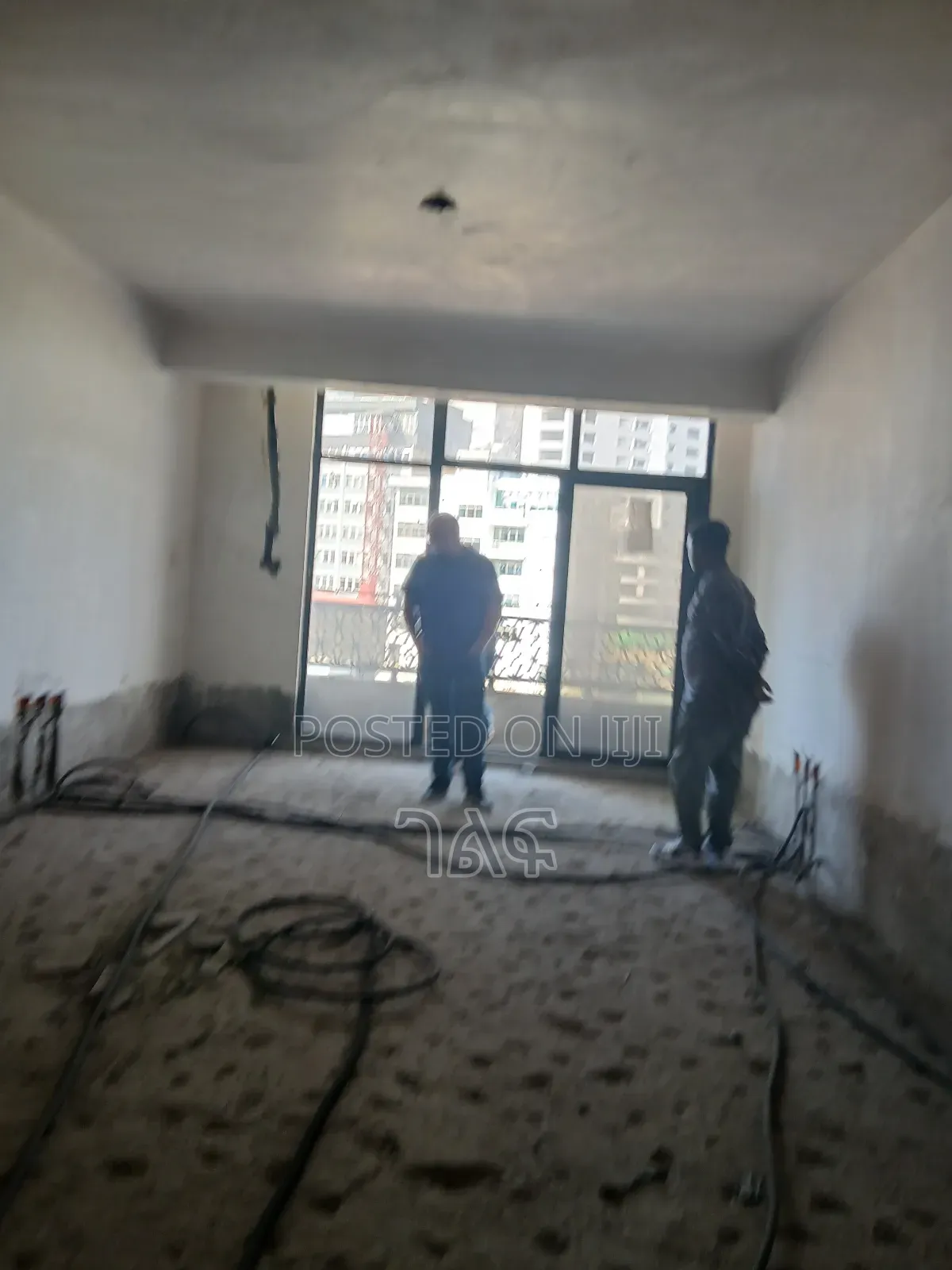 3bdrm Apartment in ባንቪስ ላይ ሰሚ ፊኒሽድ, Bole for sale