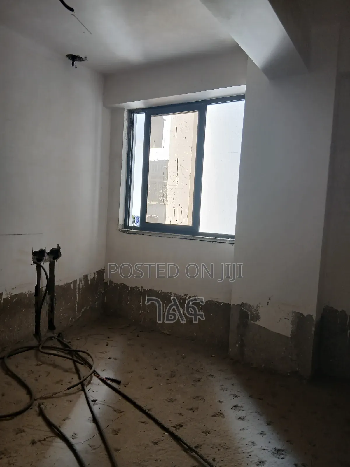 3bdrm Apartment in ባንቪስ ላይ ሰሚ ፊኒሽድ, Bole for sale