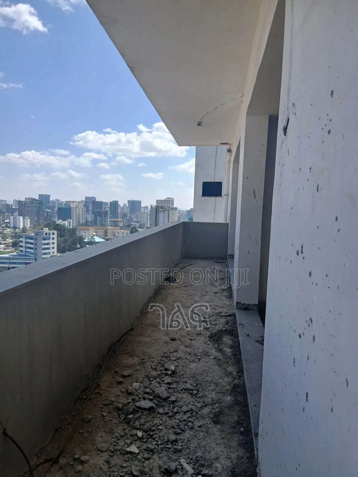 2bdrm Apartment in አስቼኳይ ሽያጭ ካሳንችስ ላይ, Kirkos for sale