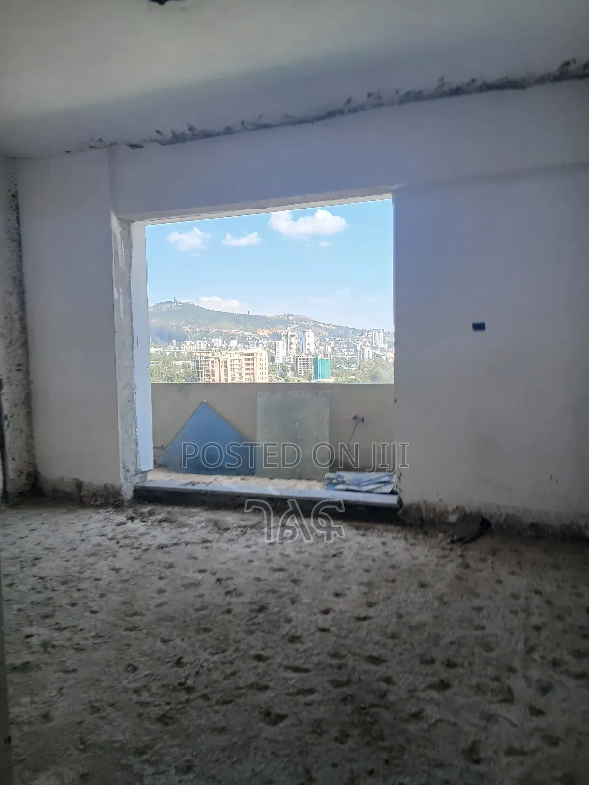 2bdrm Apartment in አስቼኳይ ሽያጭ ካሳንችስ ላይ, Kirkos for sale