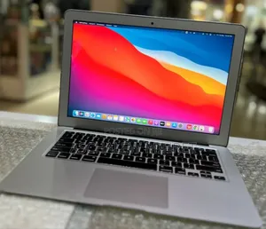 Photo - New Laptop Apple MacBook Air 2017 8GB Intel Core I5 SSD 128GB