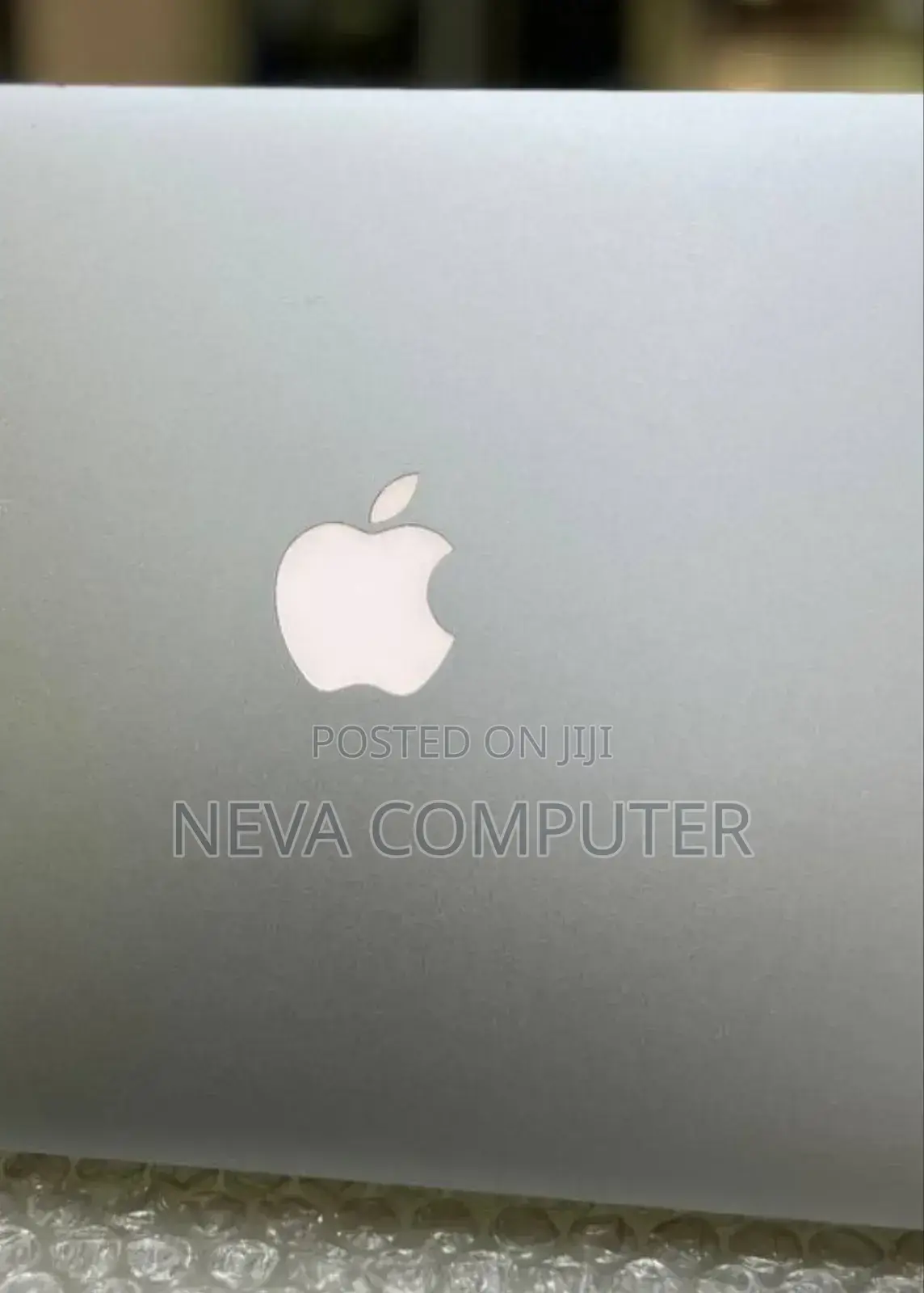 New Laptop Apple MacBook Air 2022 M2 8GB Intel Core I5 SSD 128GB