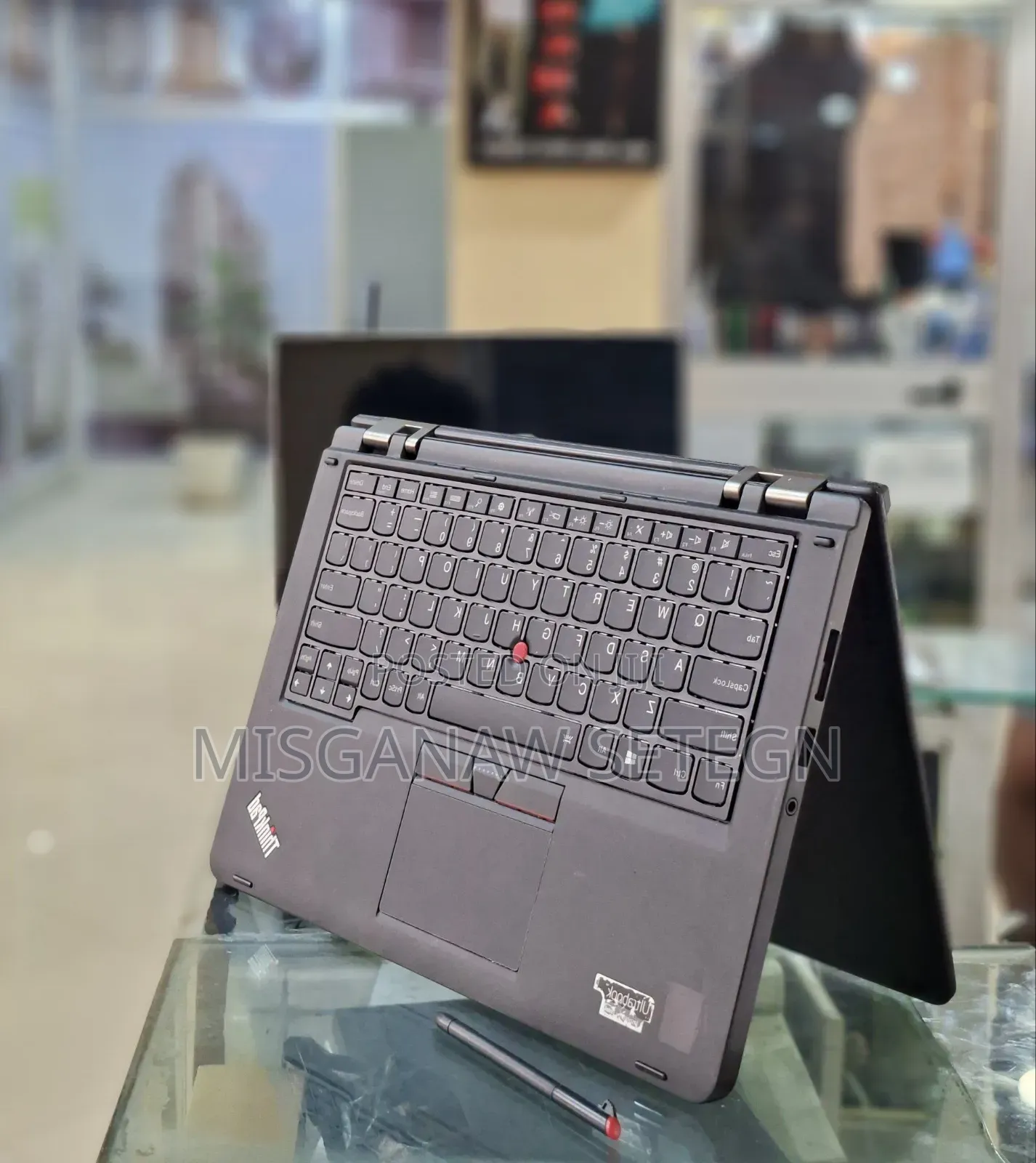 New Laptop Lenovo ThinkPad Yoga 8GB Intel Core I7 HDD 500GB