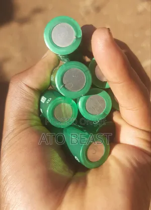 Toply 6800mah Rechargeable Lithium-Ion Batteries