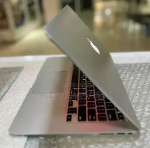 New Laptop Apple MacBook Air 2017 8GB Intel Core I5 SSD 128GB