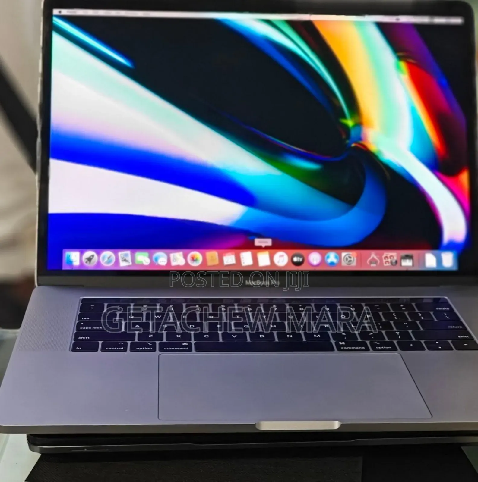 New Laptop Apple MacBook Pro 2019 32GB Intel Core I9 SSD 512GB