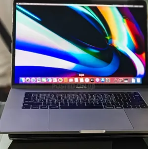 New Laptop Apple MacBook Pro 2019 32GB Intel Core I9 SSD 512GB