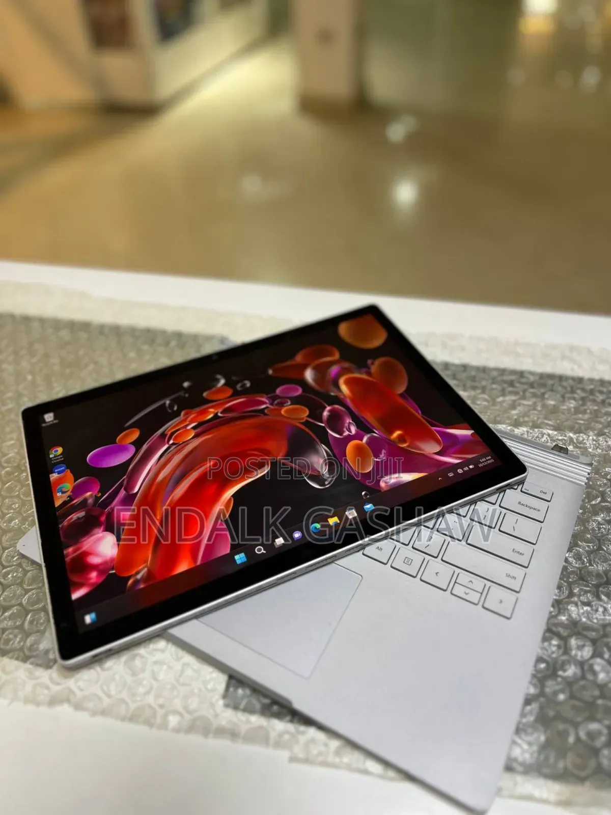 New Laptop Microsoft Surface Book 3 8GB Intel Core I7 SSD 256GB