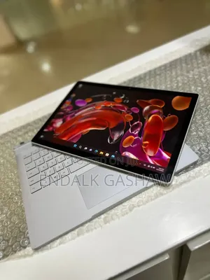 New Laptop Microsoft Surface Book 3 8GB Intel Core I7 SSD 256GB