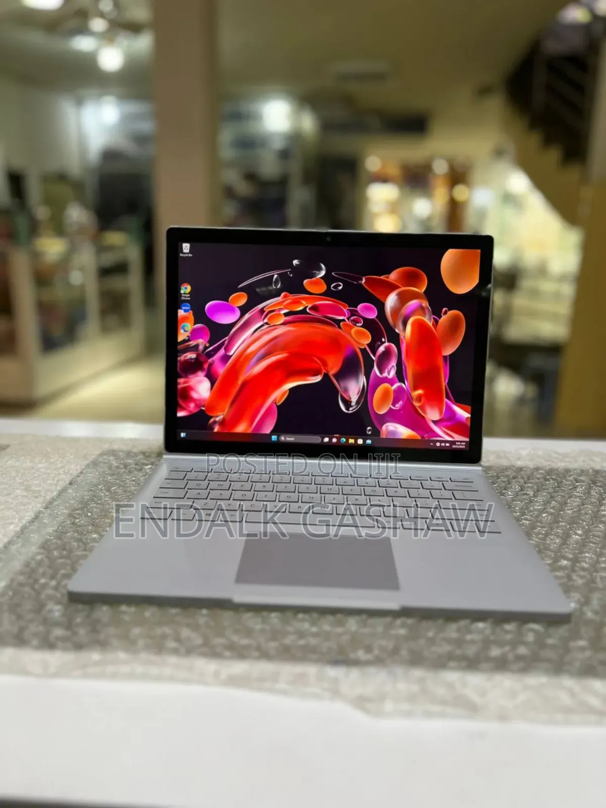 New Laptop Microsoft Surface Book 3 8GB Intel Core I7 SSD 256GB