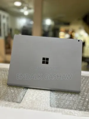 New Laptop Microsoft Surface Book 3 8GB Intel Core I7 SSD 256GB