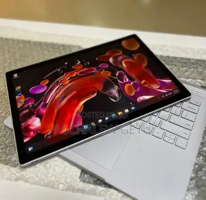 Photo - New Laptop Microsoft Surface 16GB Intel Core I7 SSD 256GB