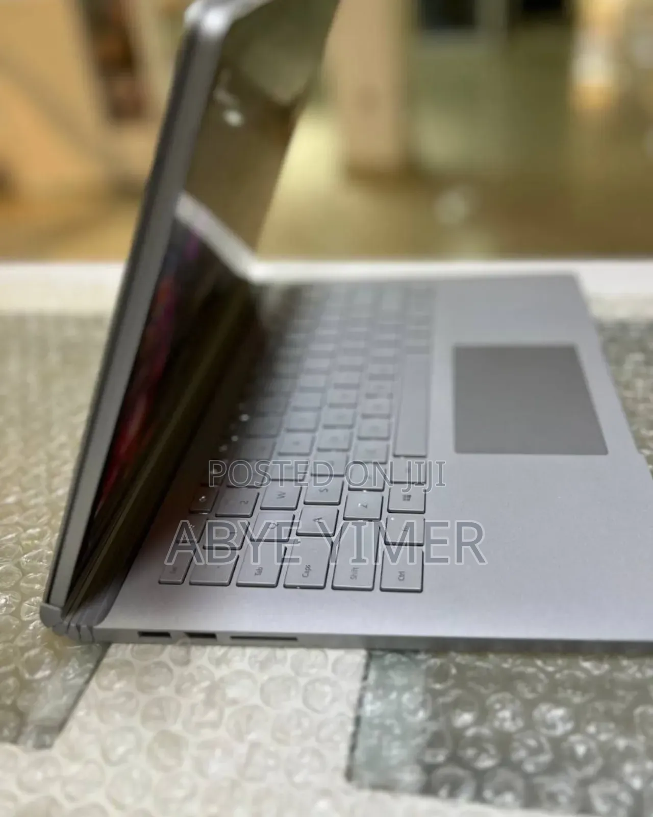 New Laptop Microsoft Surface Book 3 16GB Intel Core I7 SSD 256GB