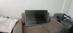 Photo - Lg 42 Inch Tv