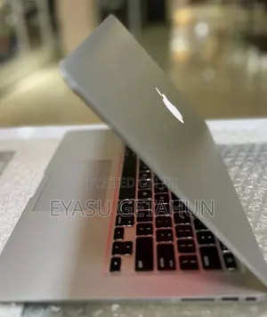 New Laptop Apple MacBook Air 2017 8GB Intel Core I5 SSD 128GB