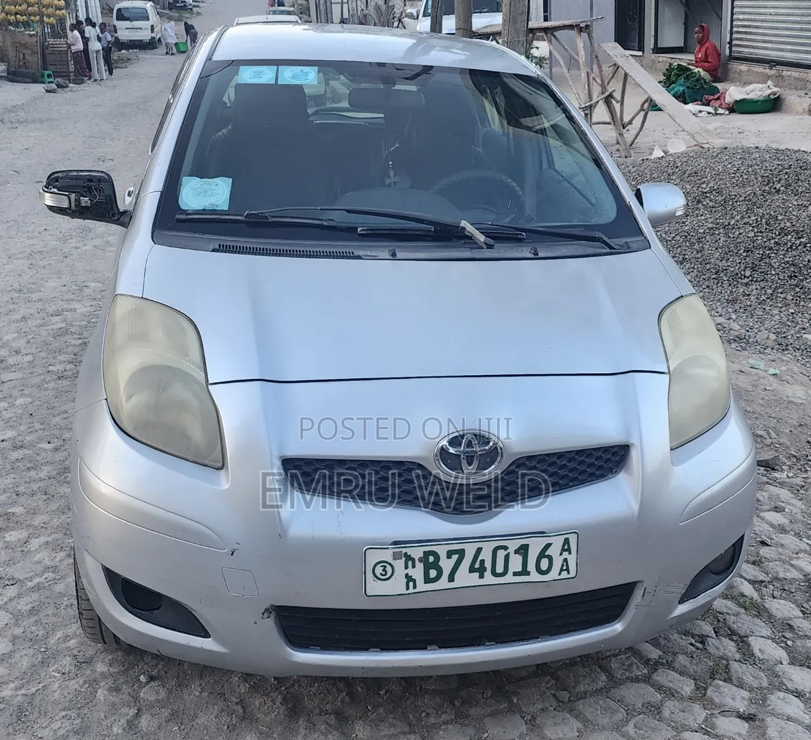 Toyota Yaris 2010 Silver