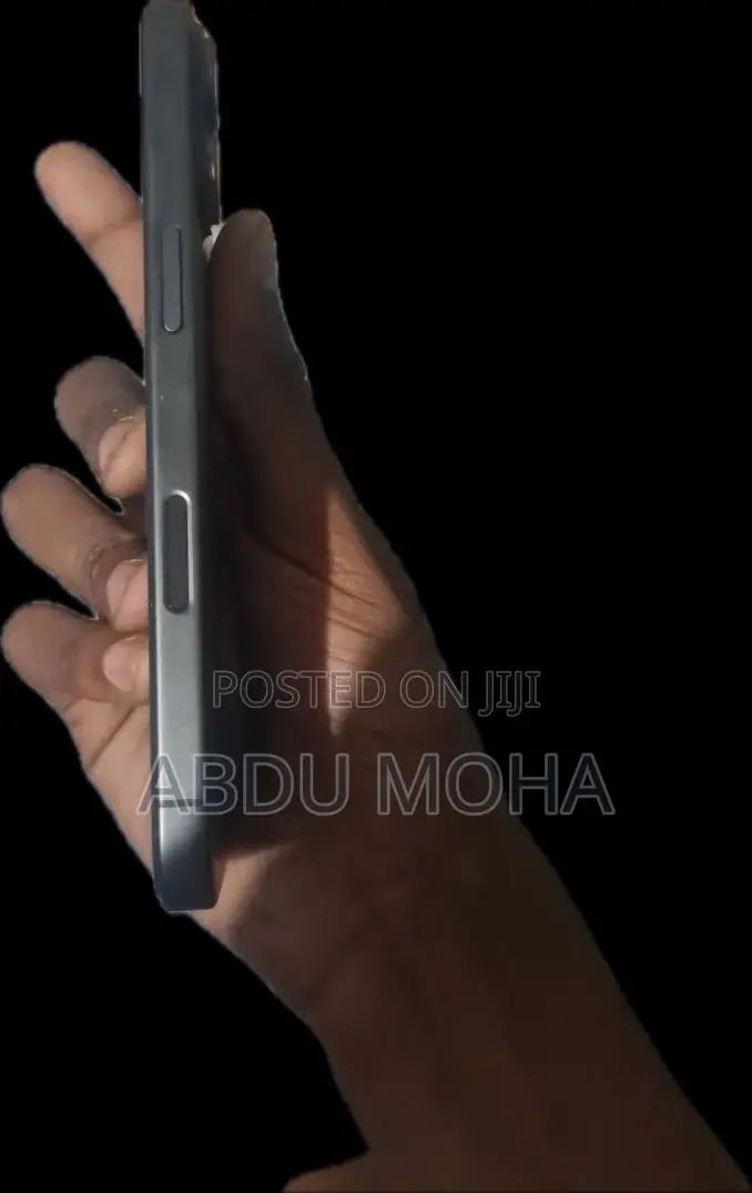 New Apple iPhone 17 256 GB Black