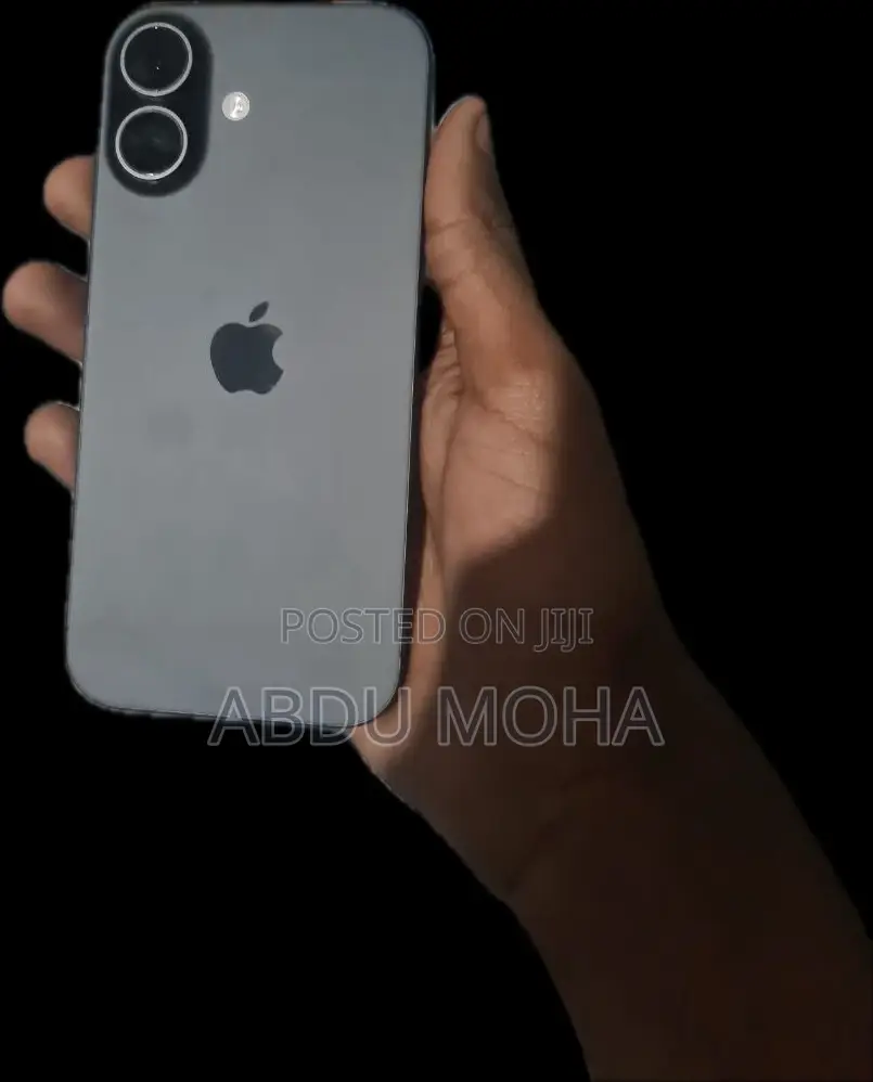 New Apple iPhone 17 256 GB Black