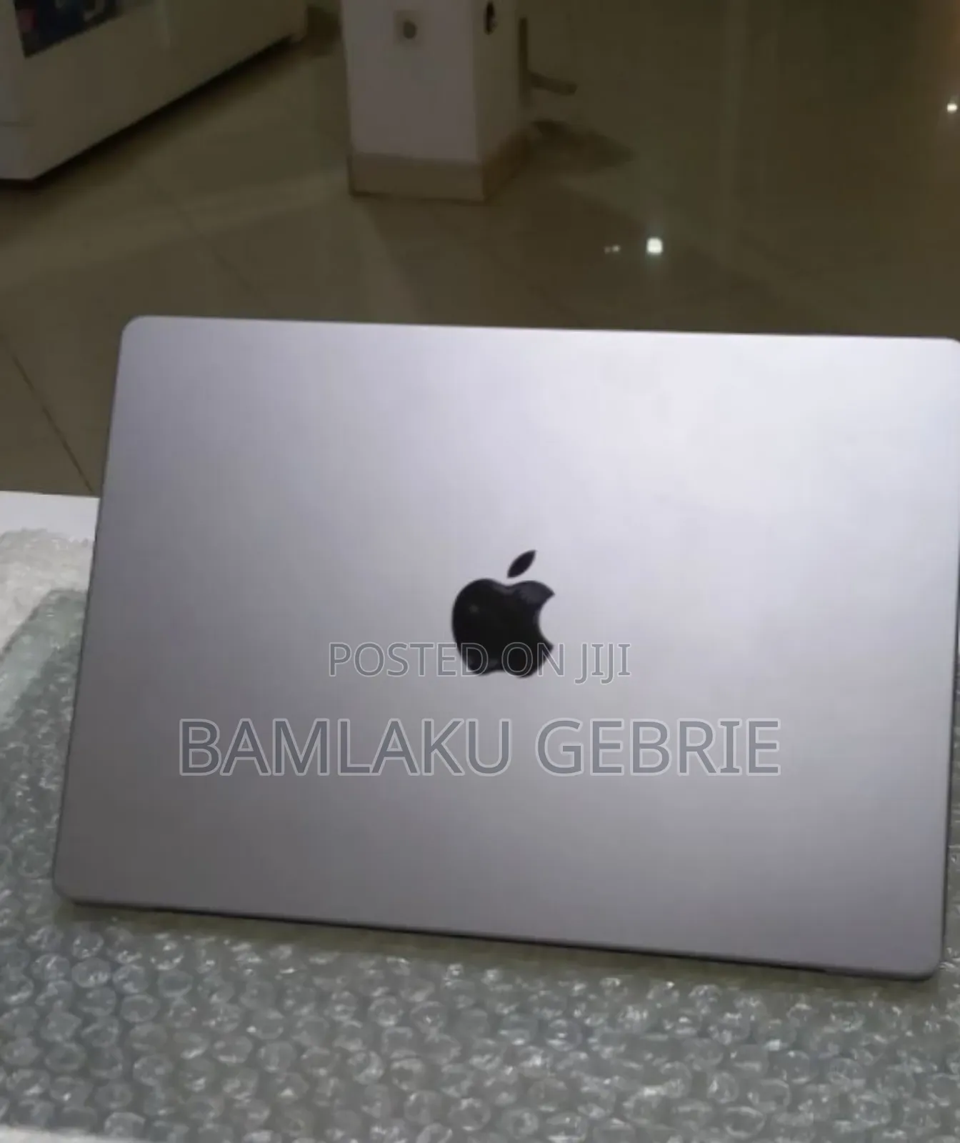 New Laptop Apple MacBook Pro 2021 M1 16GB Apple M1 Pro SSD 512GB