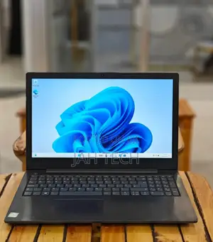 New Laptop Lenovo Ideapad 3 4GB Intel Core I3 HDD 1T