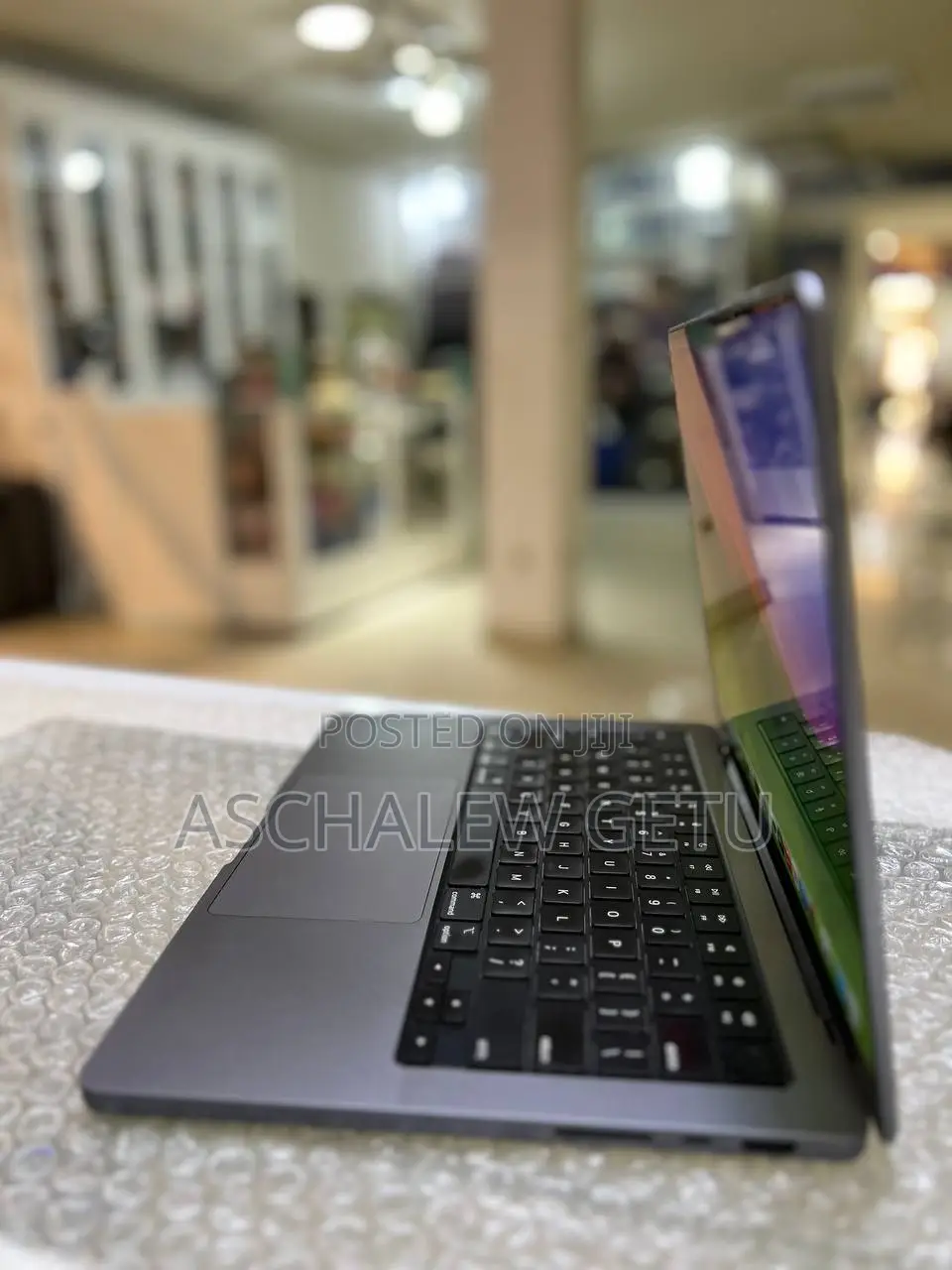 New Laptop Apple MacBook Pro M1 16GB Apple M1 SSD 512GB