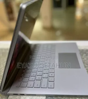 New Laptop Microsoft Surface Book 3 16GB Intel Core I7 SSD 256GB