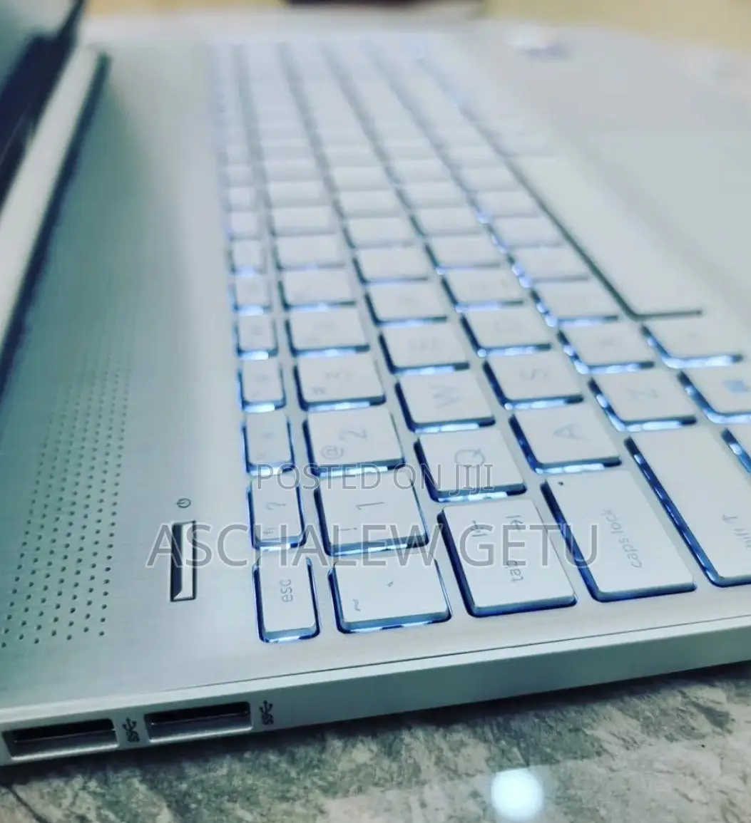 New Laptop HP Stream Notebook 16GB Intel Core I7 SSD 512GB