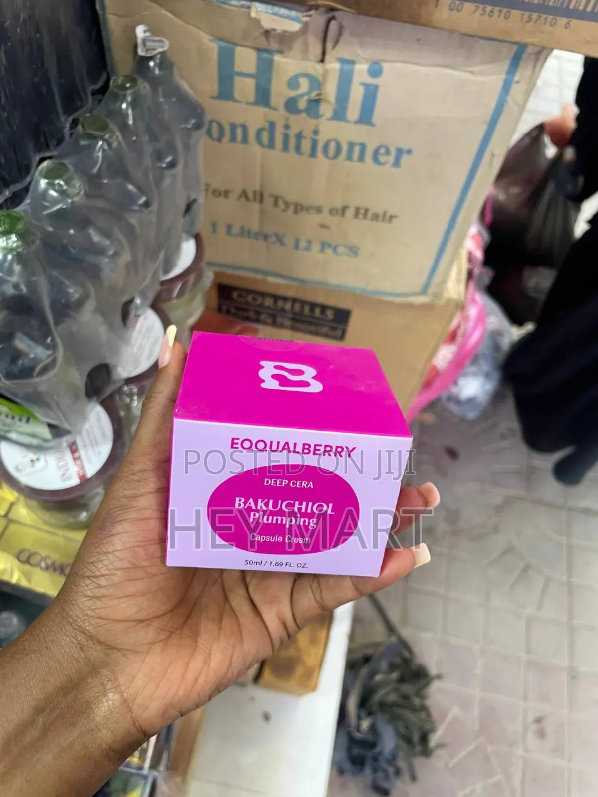 Eqqualberry Deep Cera Bakuchiol Plumping Capsule Cream.