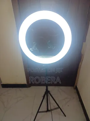 Photo - Ring Light RGB 18 Inch 7 Colour Light