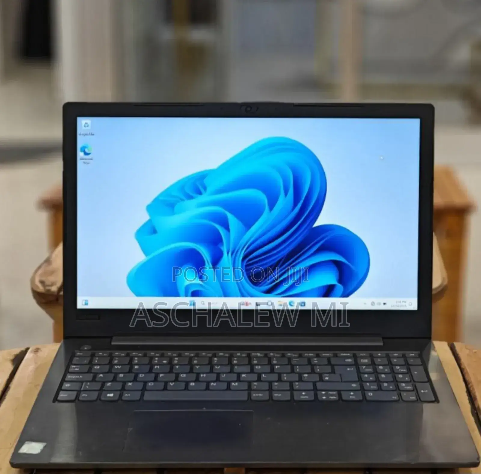 New Laptop Lenovo Ideapad 3 4GB Intel Core I3 HDD 1T