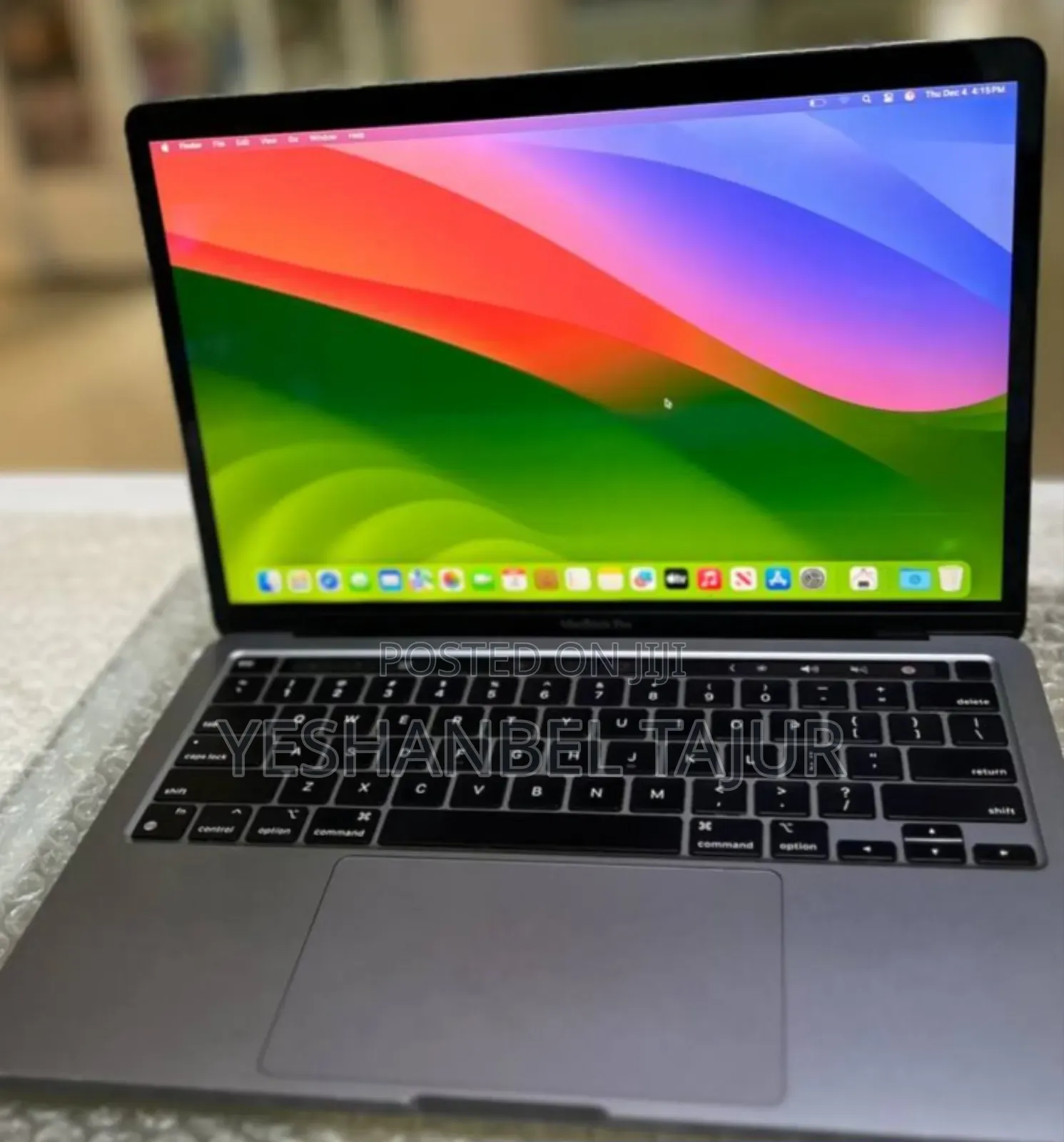 New Laptop Apple MacBook Pro M1 8GB Apple M1 Pro SSD 256GB