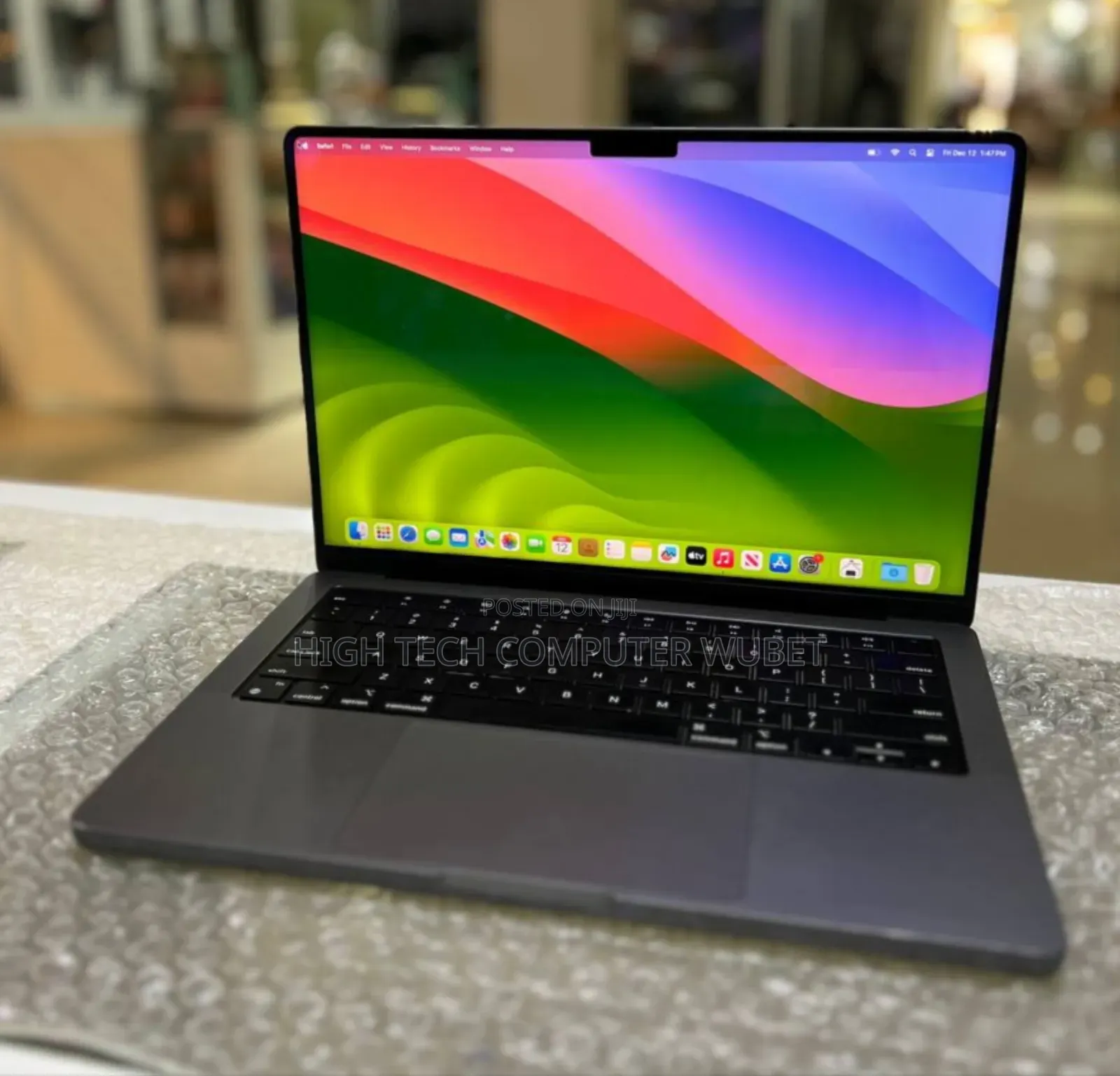 New Laptop Apple MacBook Pro 2021 M1 16GB Apple M1 Pro SSD 512GB