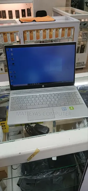 Photo - New Laptop HP Pavilion 15 16GB Intel Core I5 SSD 512GB