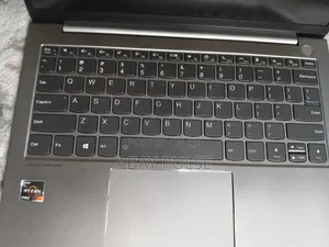 Laptop Lenovo ThinkBook 13s Gen 2 16GB AMD Ryzen 7 SSD 512GB