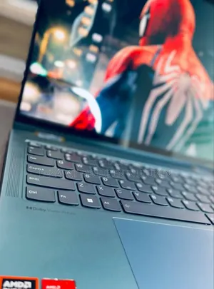 Photo - New Laptop Lenovo ThinkPad Yoga 370 16GB AMD Ryzen 7 SSD 512GB