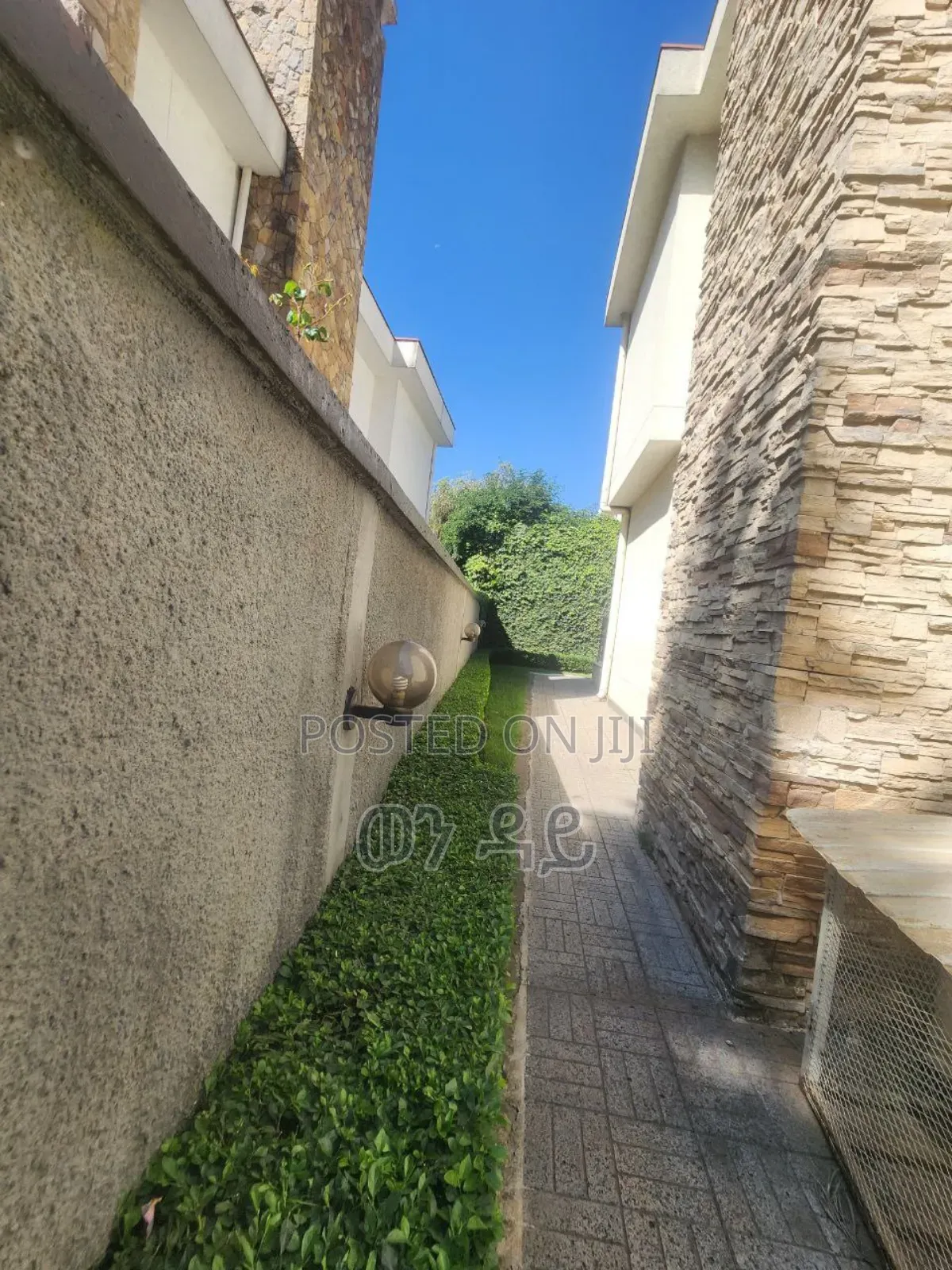 Furnished 3bdrm House in Sunshine Real Estate, Bole for rent